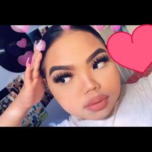 Meet your Posher, Ella